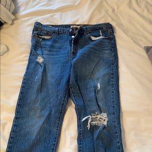 Levi’s Wedgie Distressed Boyfriend Jeans